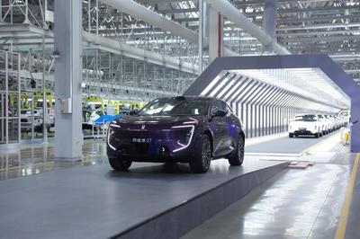 長安汽車數(shù)智工廠揭幕 賦能阿維塔科技智造邁上新臺(tái)階